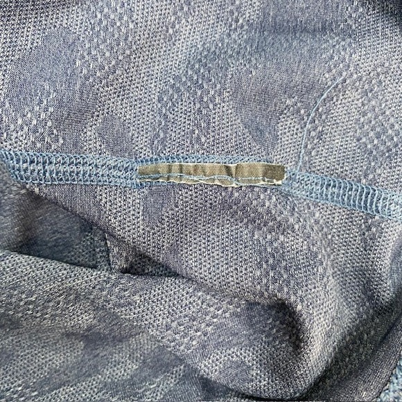 NOBULL‎ Camo Long Sleeve Athletic Shirt Men's Size S Blue - Picture 3 of 9